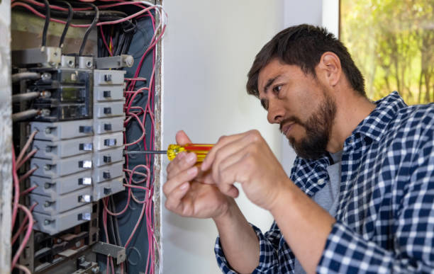 Best Affordable Emergency Electrician  in Capitan, NM